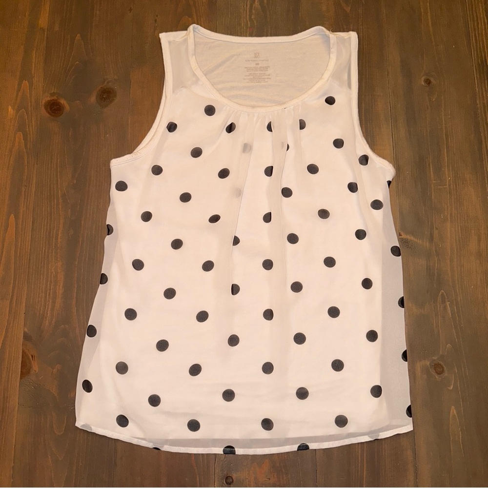 New York & company sleeveless blouse
